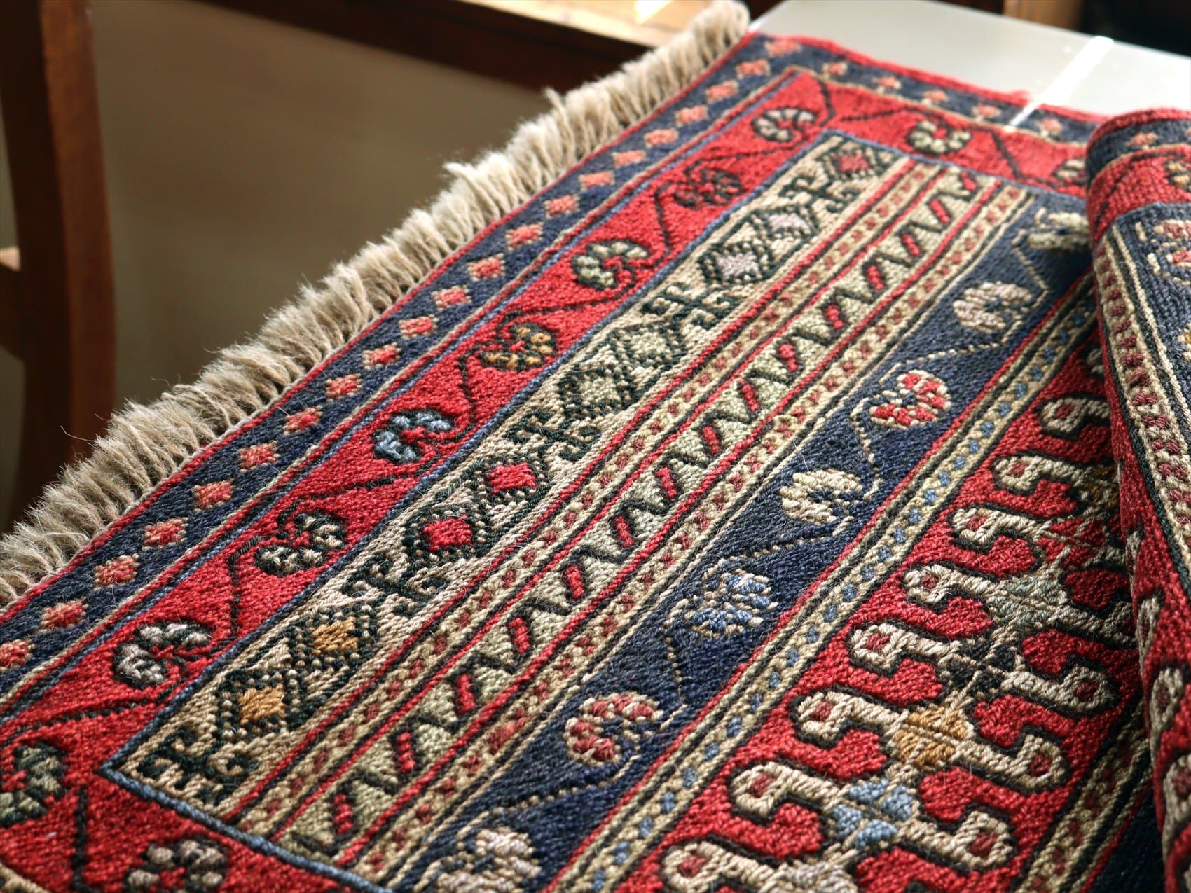 ★SALE！イラン　アゼルバイジャン産　スマック織キリム(手織り)No.120 ☆SALE！イラン アゼルバイジャン産 スマック織キリム(手織り)No.120