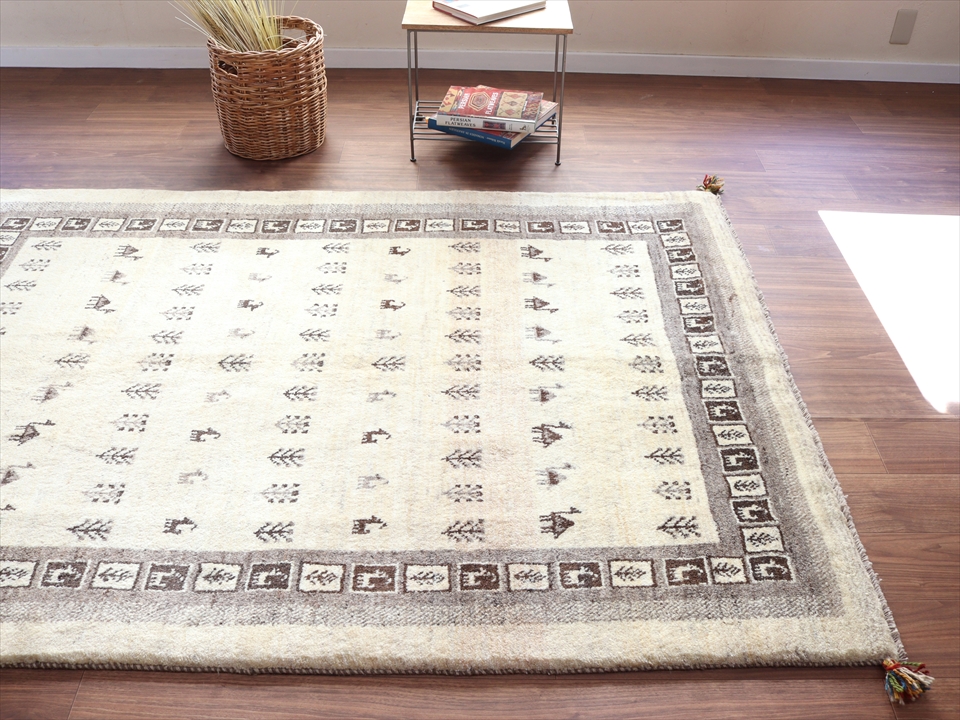 ショッピング値下げ ギャベ イラン産 ５０×７５ K－１ ラグ