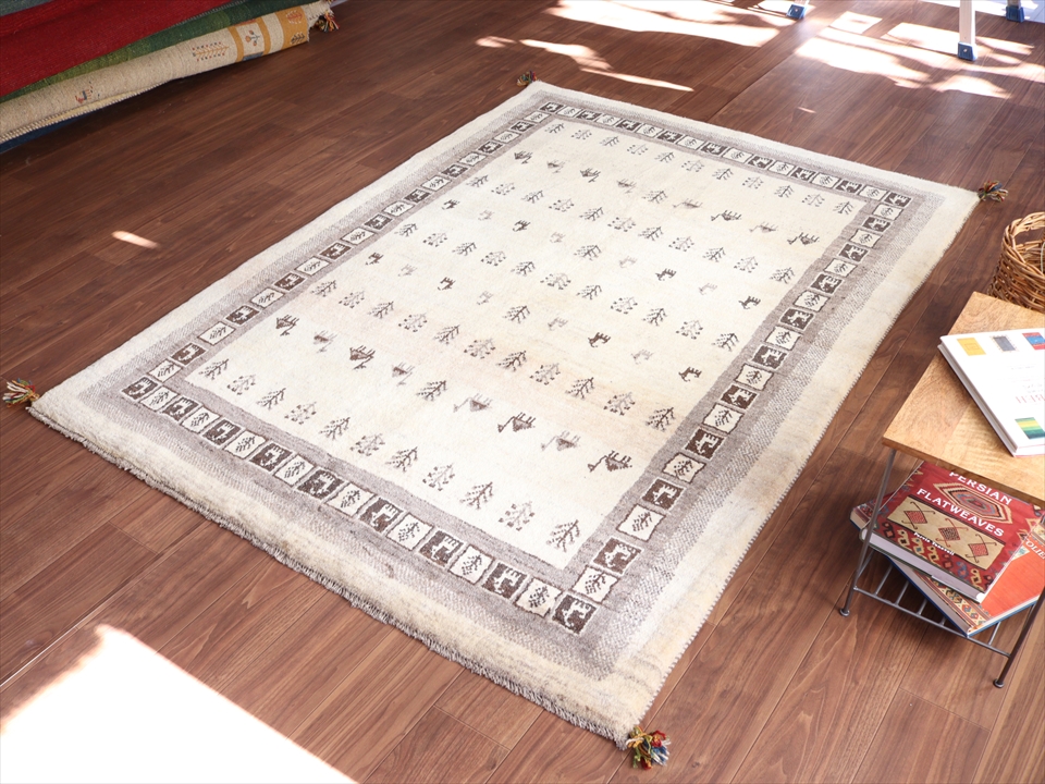 ショッピング値下げ ギャベ イラン産 ５０×７５ K－１ ラグ