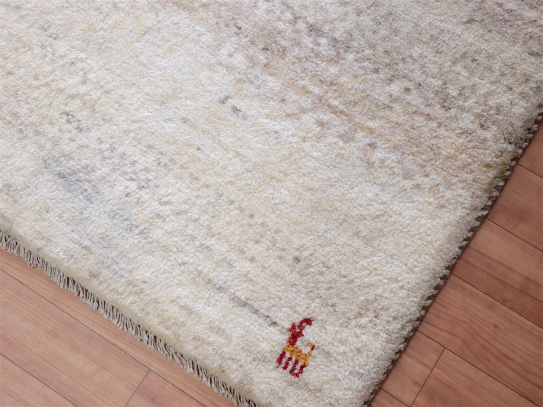 手織りペルシャ絨毯 新品 ギャッベ ロリバフ 123×82cm 玄関、寝室サイズ-